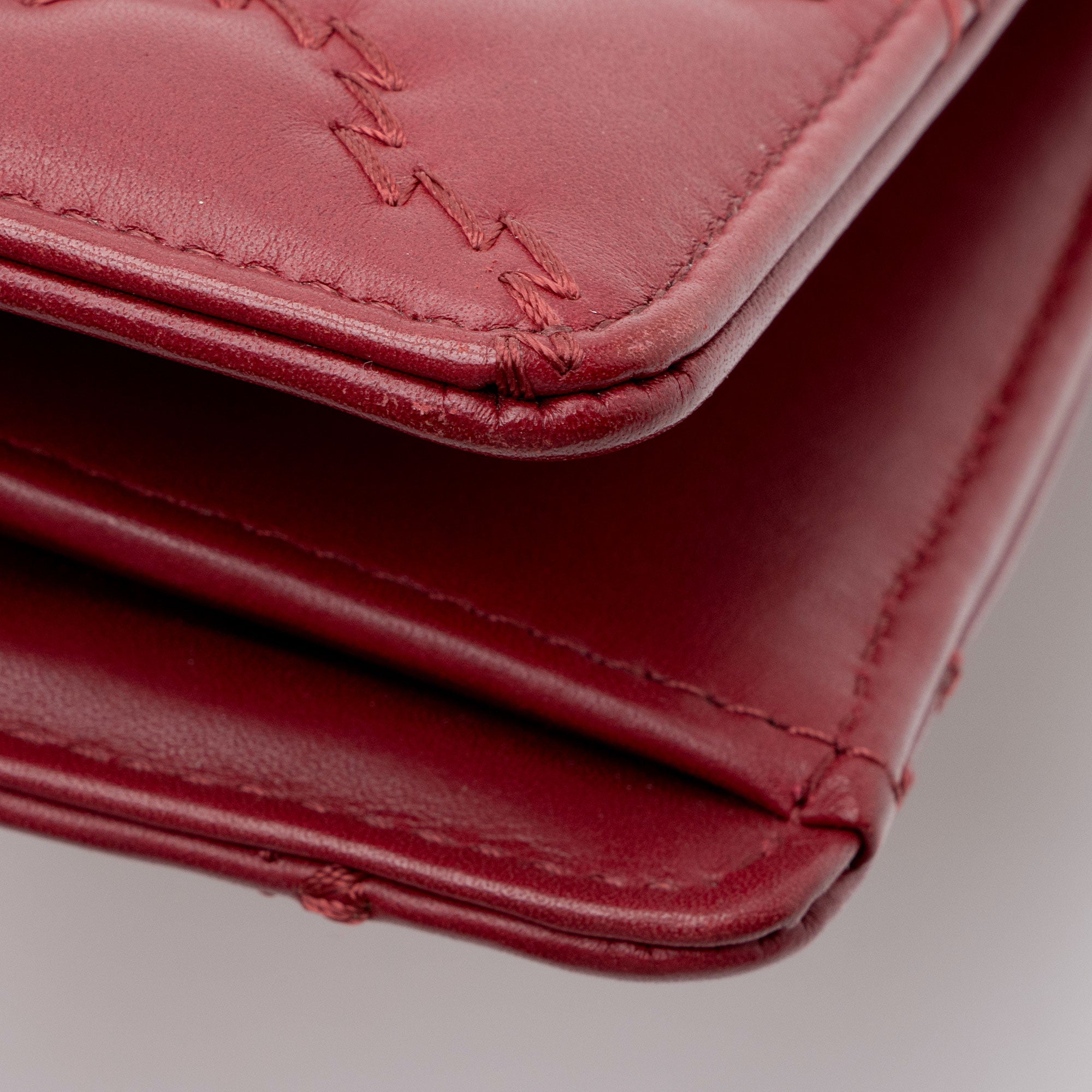 Chanel Leather Double Stitch CC Hamptons Yen Wallet