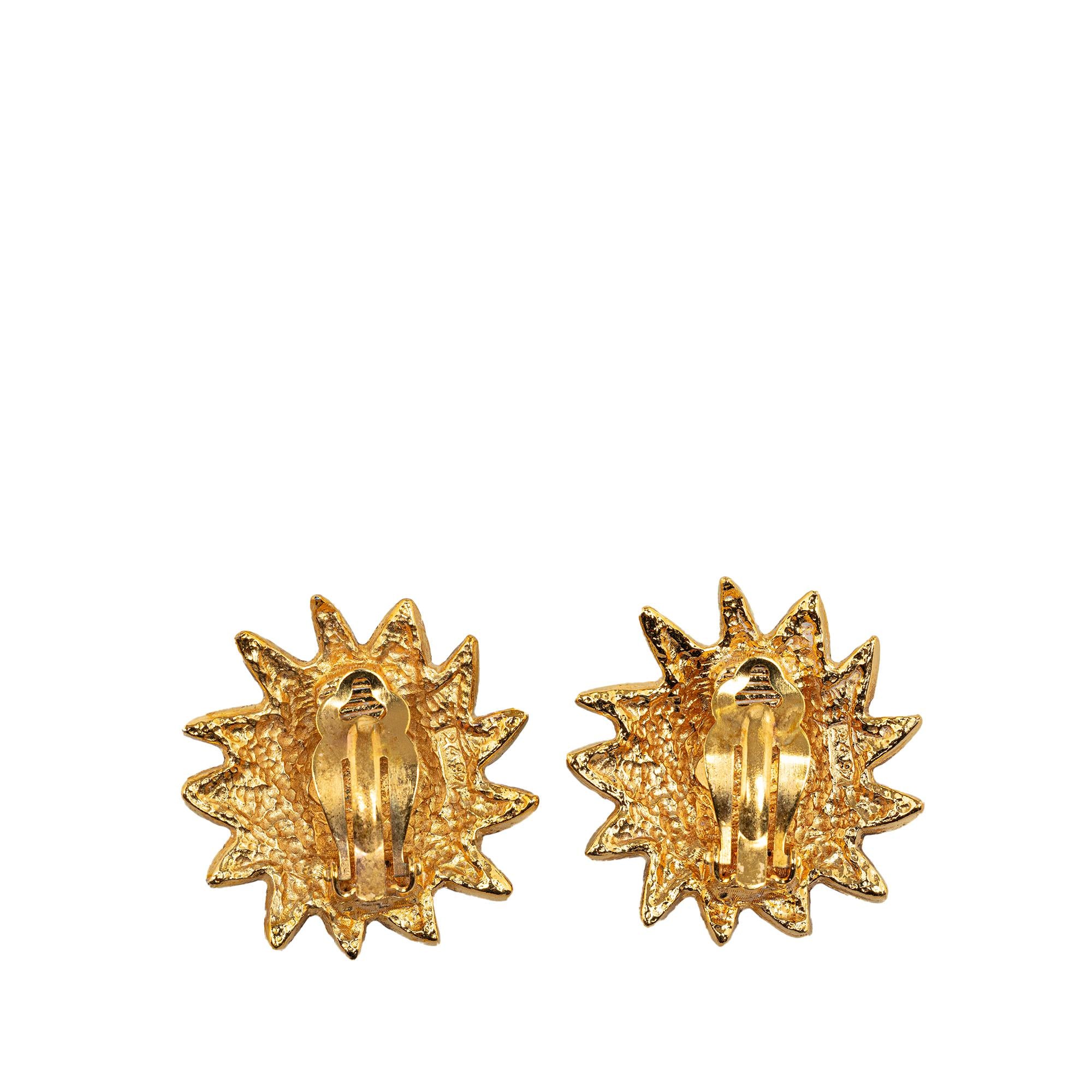 Chanel Lion Motiff Clip On Earrings (SHG-O4L70x)