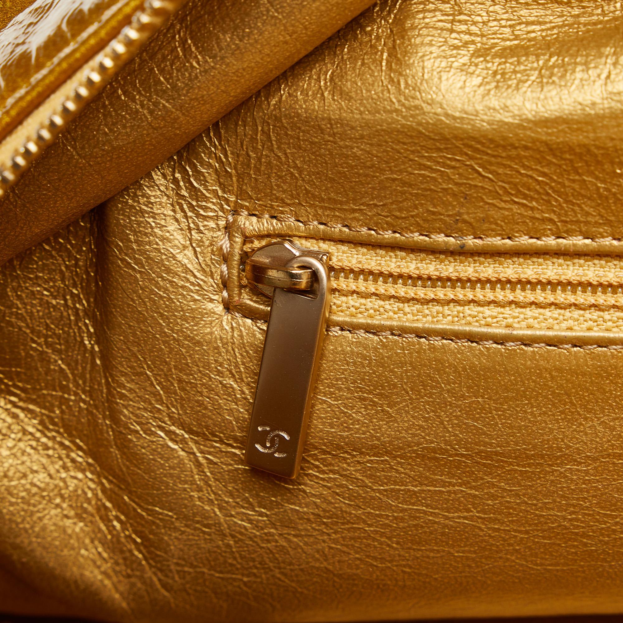 Chanel Luxe Ligne Bowler Bag (SHG-PphpRs)