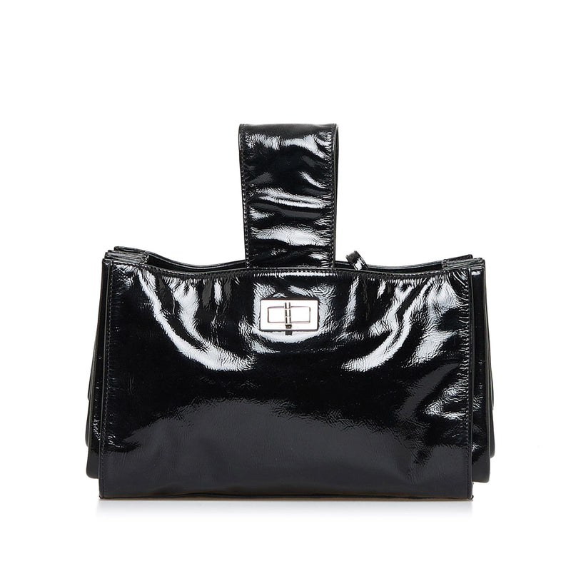 Chanel - Authenticated Handbag - Patent Leather Black Plain for Women, Very Good Condition