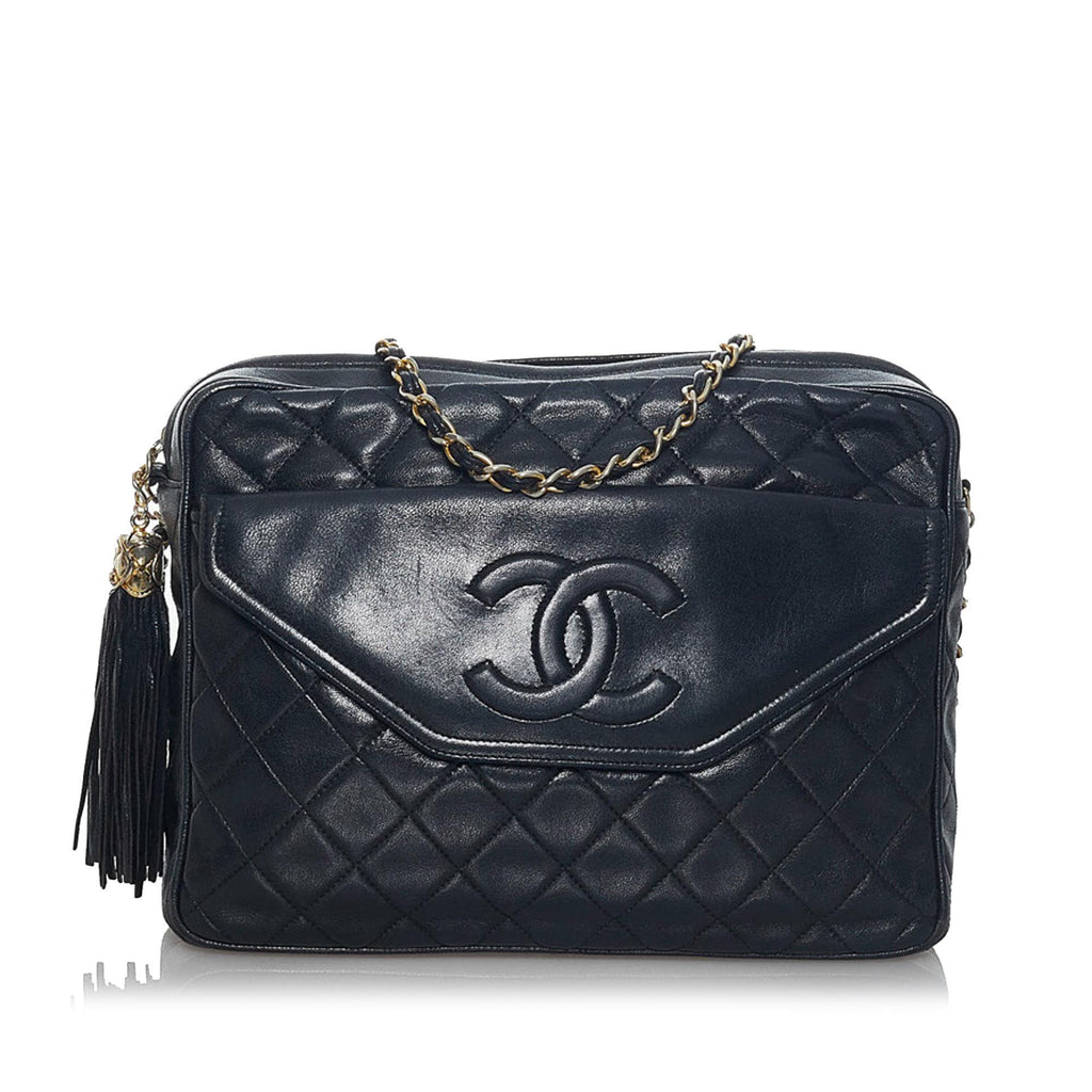 Chanel Vintage 1980s Matelasse Quilted Navy Blue Lambskin Leather Shou –  Amarcord Vintage Fashion