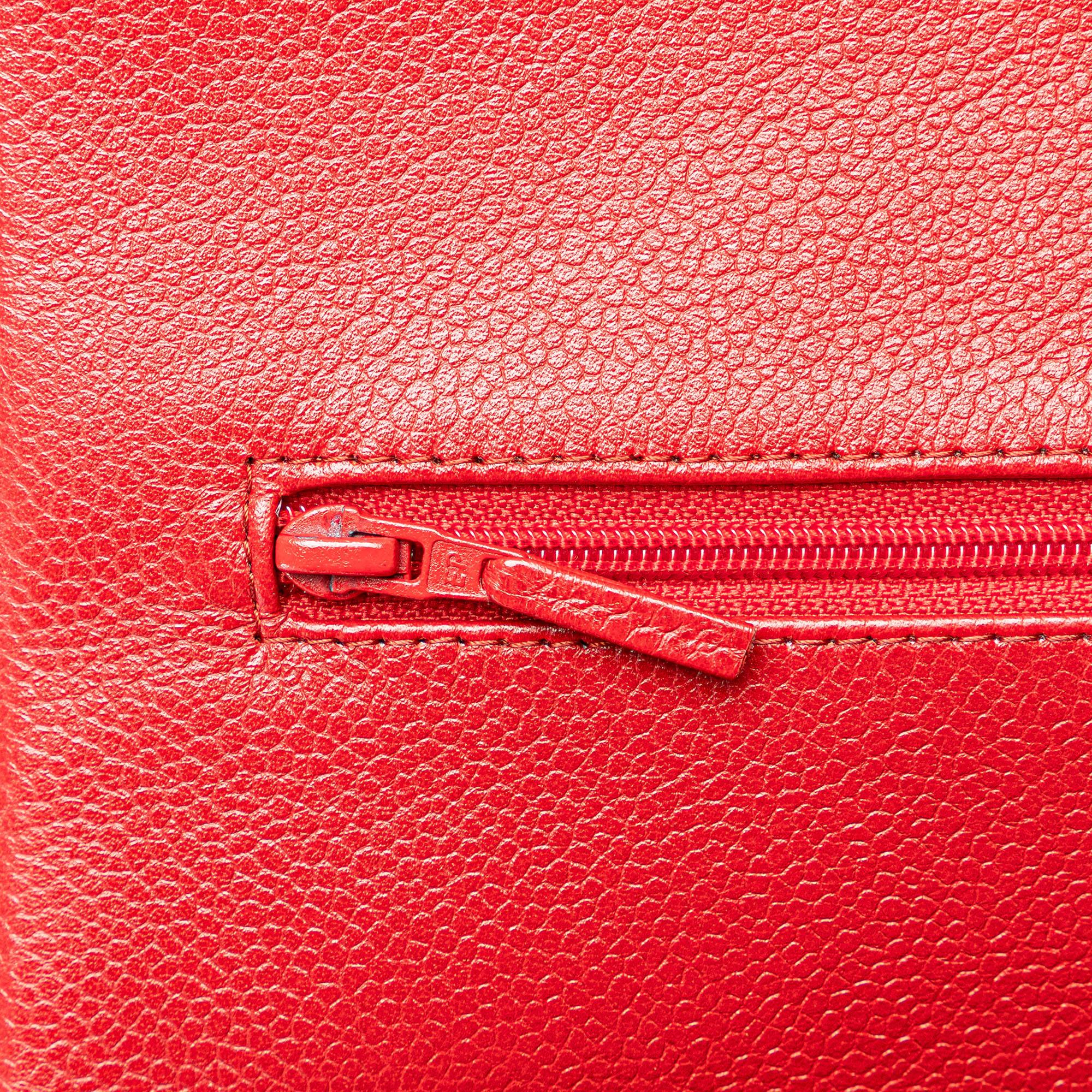 Chanel Maxi Classic Caviar Double Flap (SHG-5RHsXh)