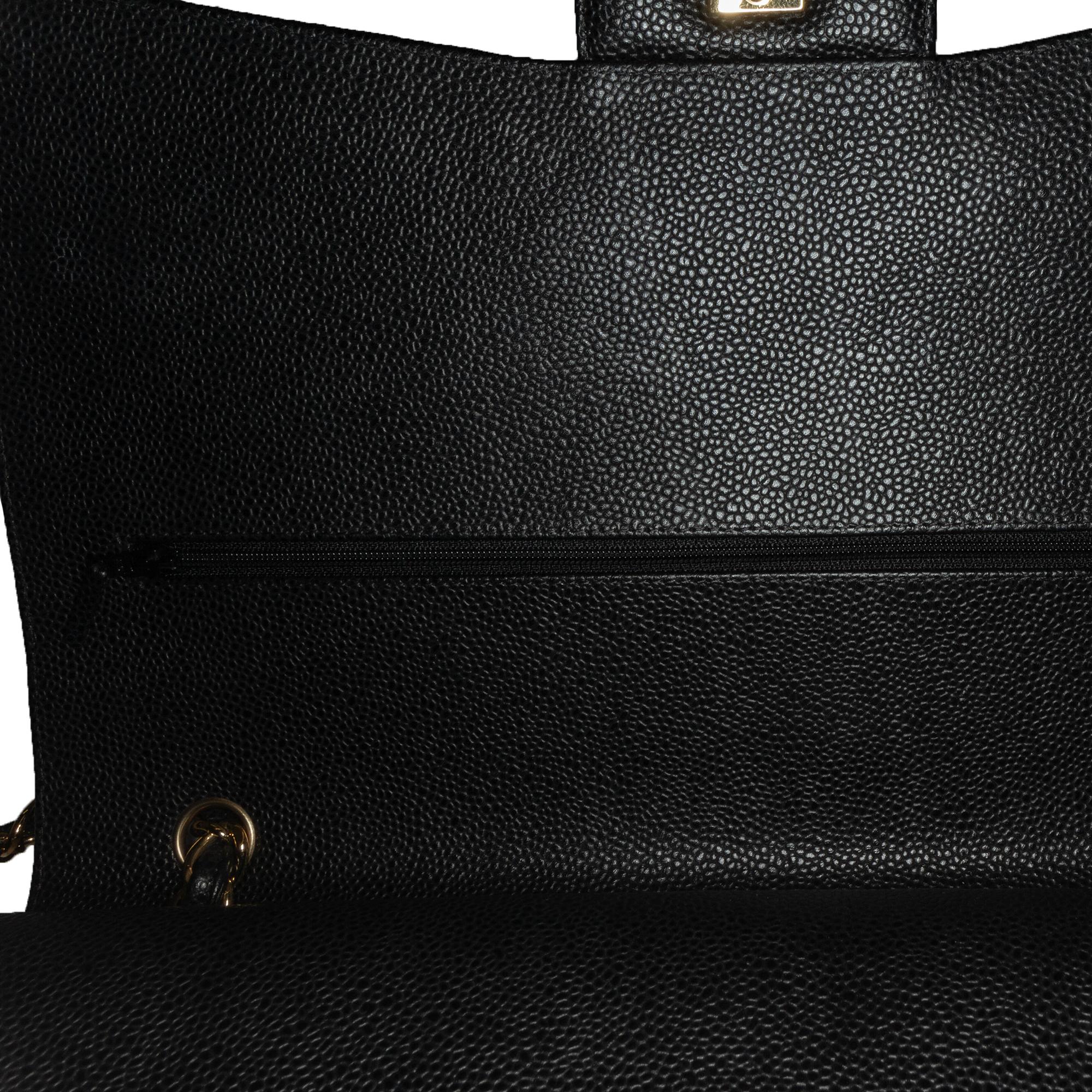 Chanel Maxi Classic Caviar Double Flap (SHG-LTyf3Q)
