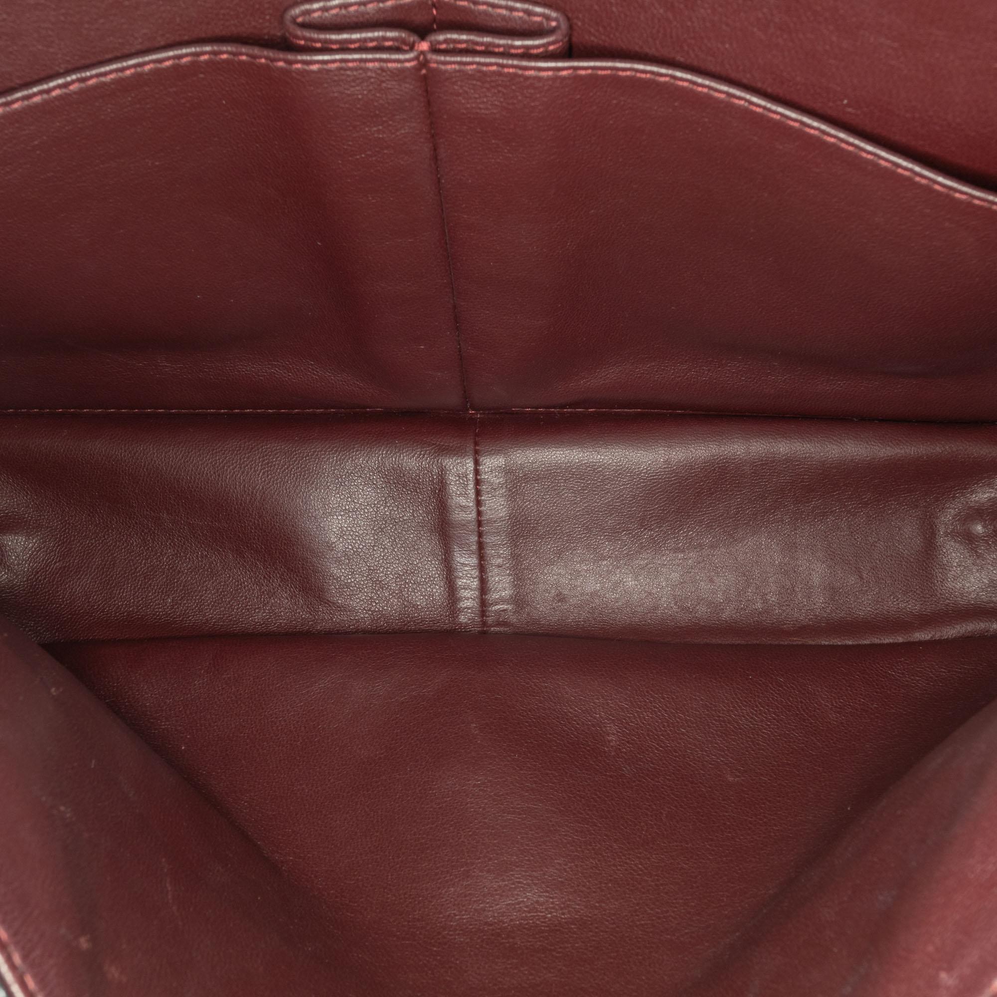 Chanel Maxi Classic Caviar Double Flap (SHG-LTyf3Q)