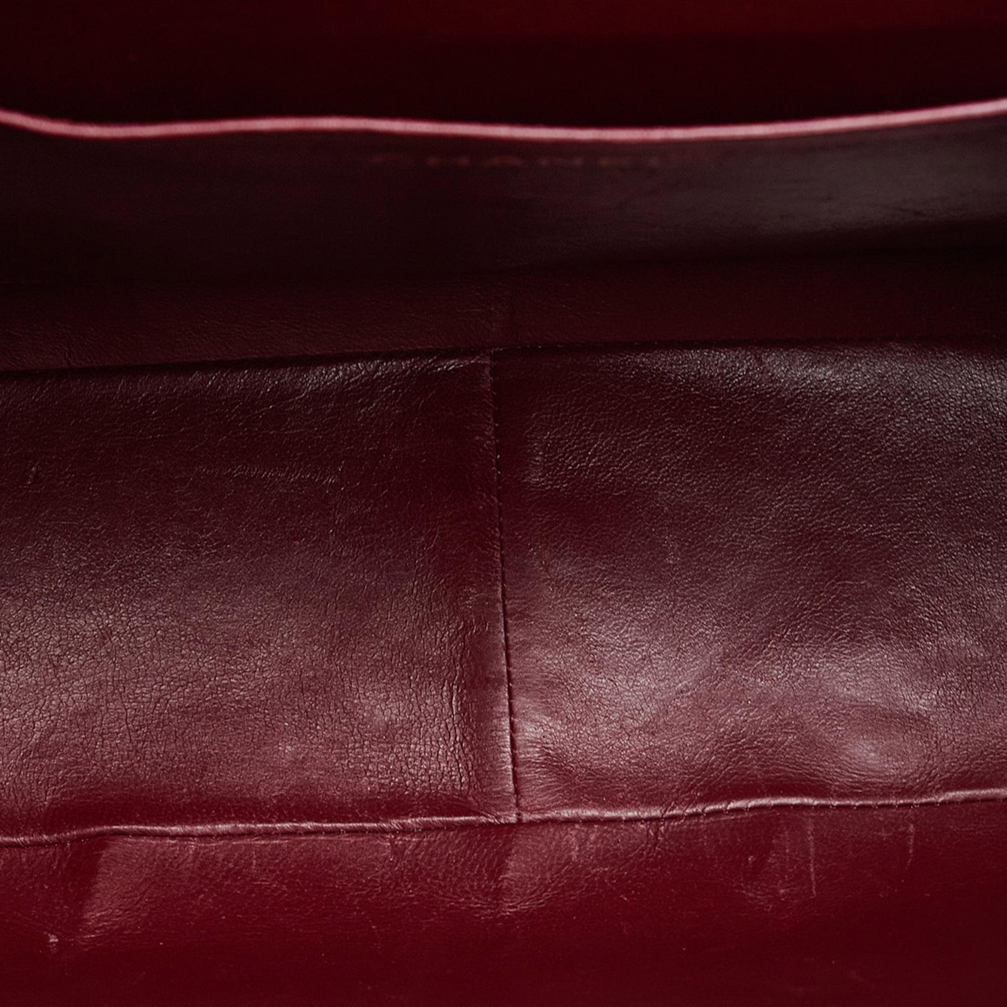 Chanel Maxi Classic Lambskin Single Flap (SHG-bNolFY)