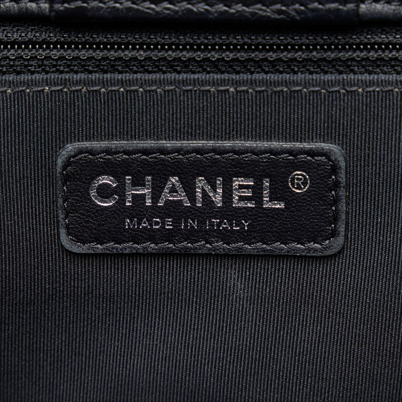 Chanel Medium CC Caviar Cerf Tote (SHG-CpHO5a)