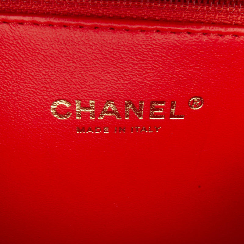 Chanel Medium CC Caviar Filigree Vanity Case (SHG-PrxVRk)