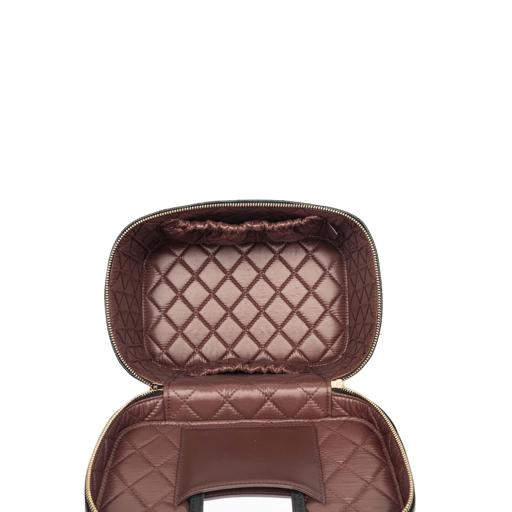 Chanel Medium CC Quilted  Caviar Vanity Case