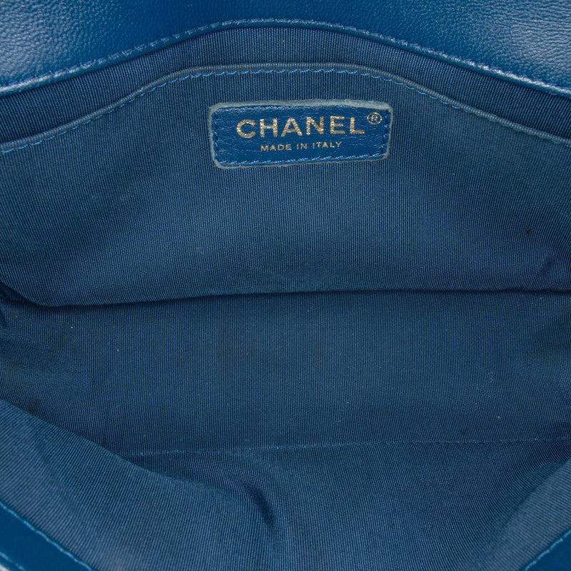 Chanel Medium Calfskin Chevron Boy Flap (SHG-L7KEKQ)