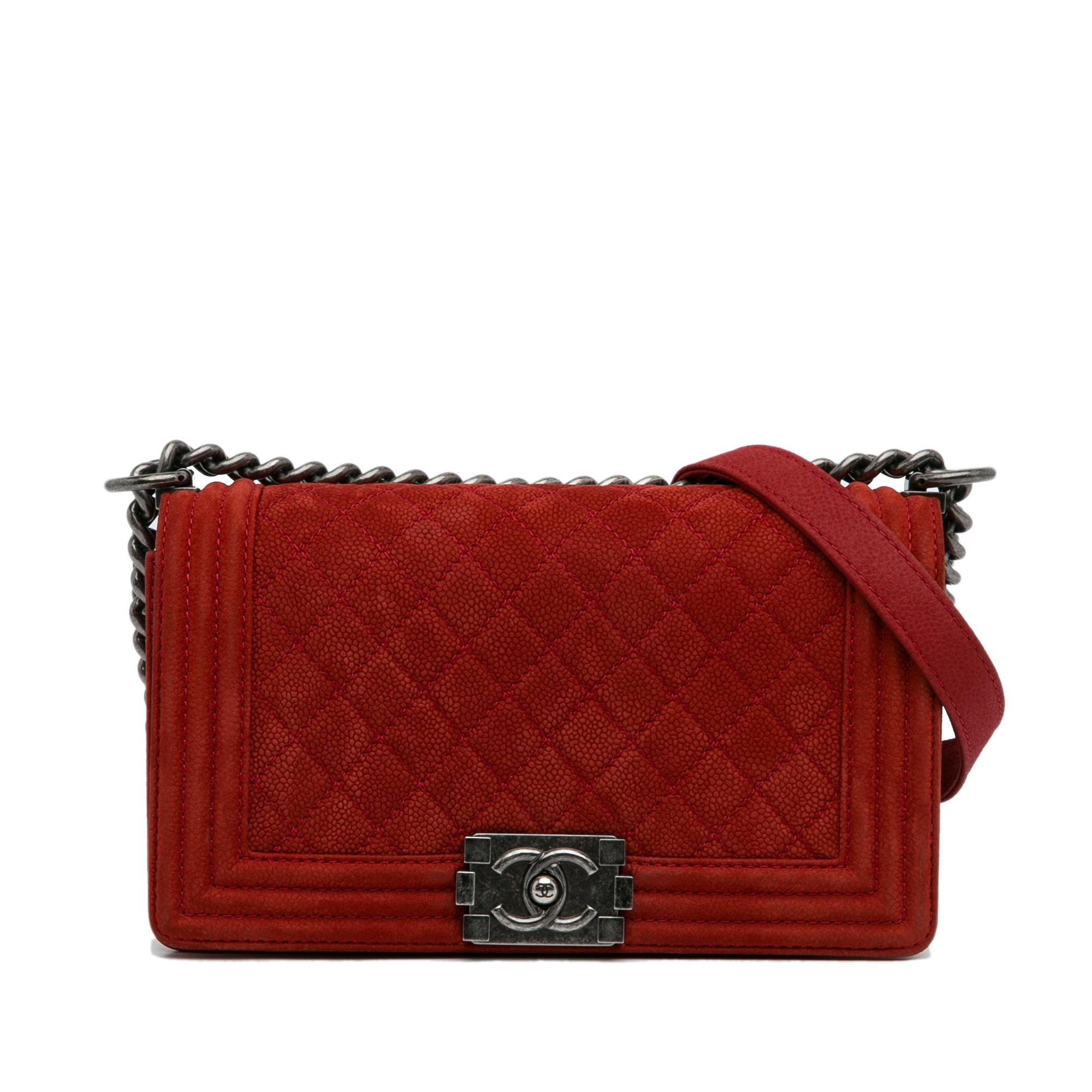 Chanel Medium Caviar Boy Flap Bag (SHG-d9XSxK)