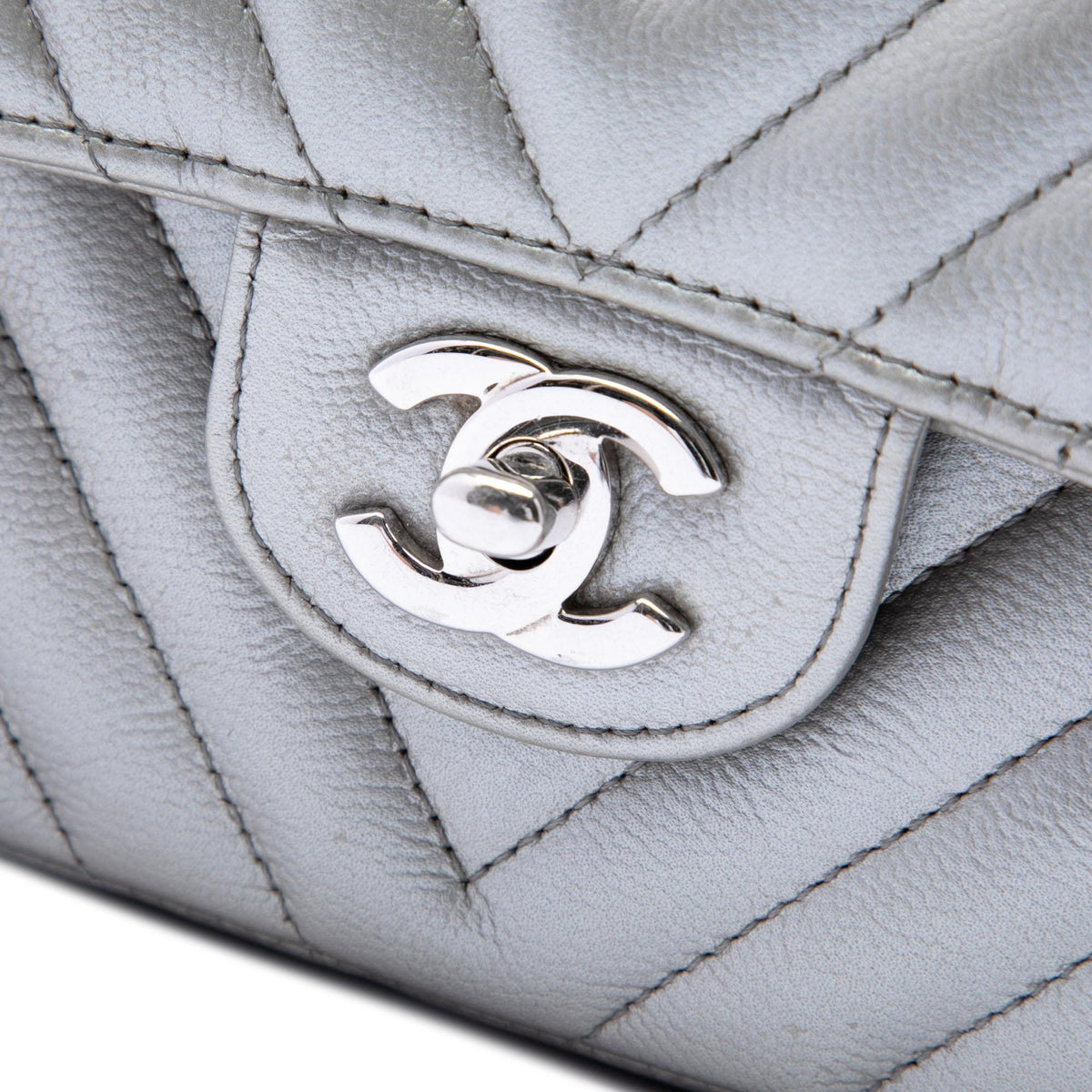 Chanel Medium Classic Chevron Metallic Caviar Double Flap