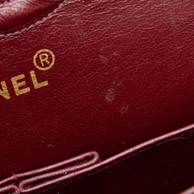 Chanel Medium Classic Lambskin Double Flap Bag (SHG-Qbu6SW)