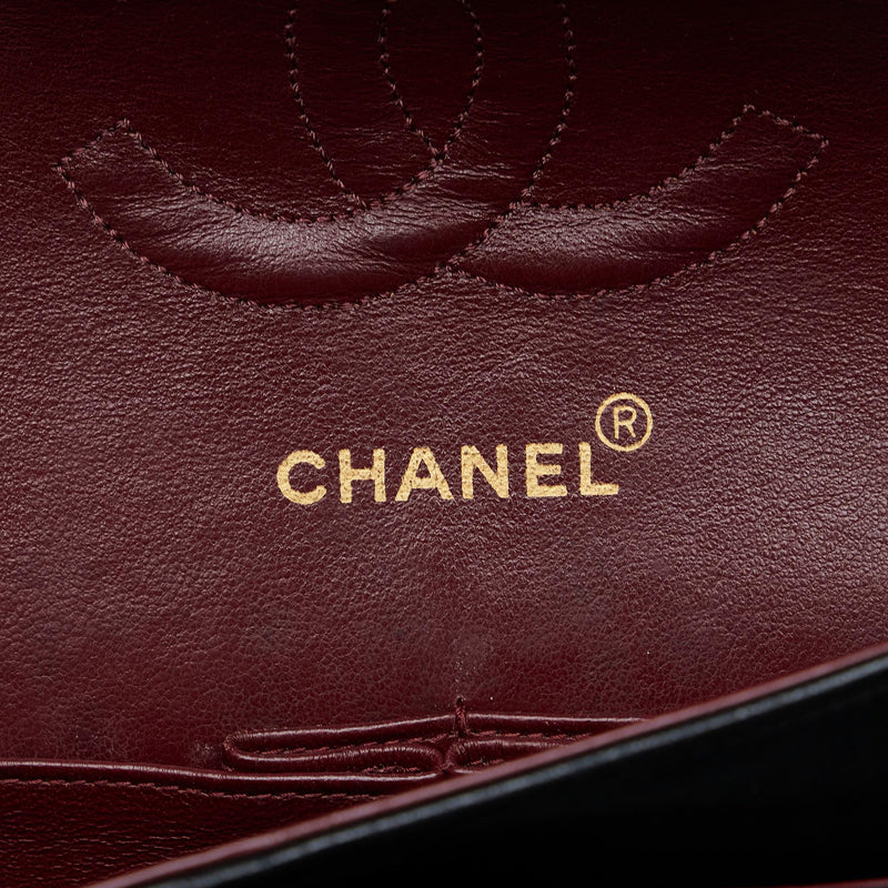 Chanel Medium Classic Lambskin Double Flap (SHG-Pl8ClU)