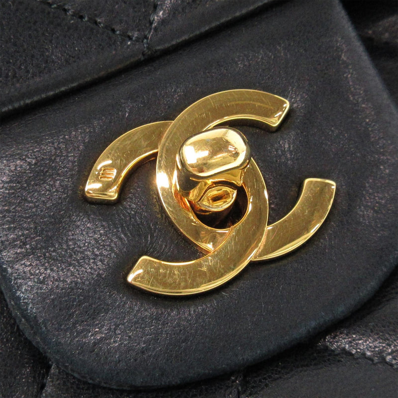 Chanel Medium Classic Lambskin Double Flap (SHG-gzRfsV)