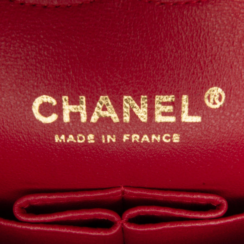 Chanel Medium Classic Lambskin Double Flap (SHG-6UdiQp)