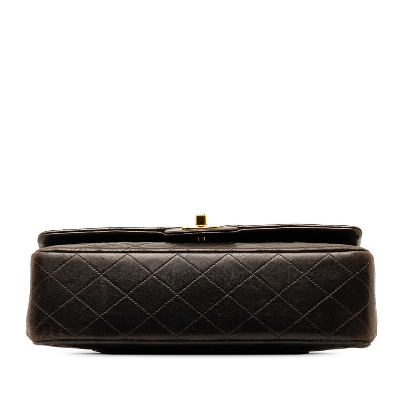 Chanel Medium Classic Lambskin Double Flap (SHG-xchk0A)