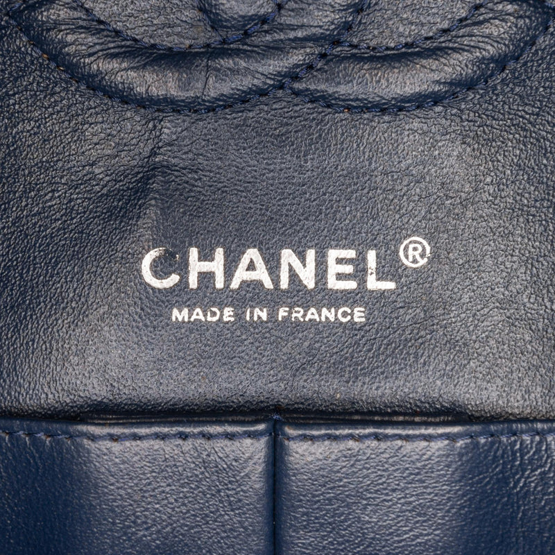 Chanel Medium Classic Patent Double Flap (SHG-ujgXKW)
