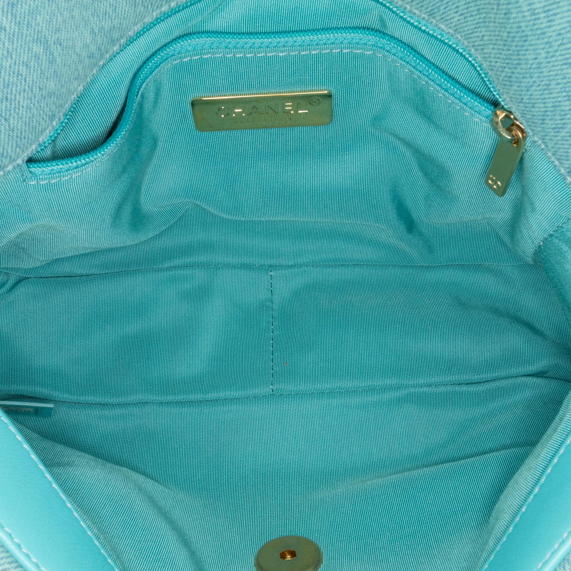 Chanel Medium Denim 19 Flap Bag (SHG-eoEooV)