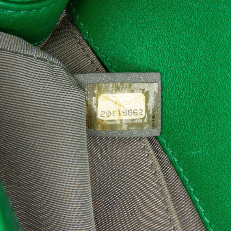 Chanel Medium Lambskin Boy Flap Bag (SHG-2AMOG1)