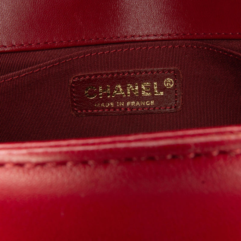 Chanel Medium Lambskin Boy Flap Bag (SHG-8UJu8C)