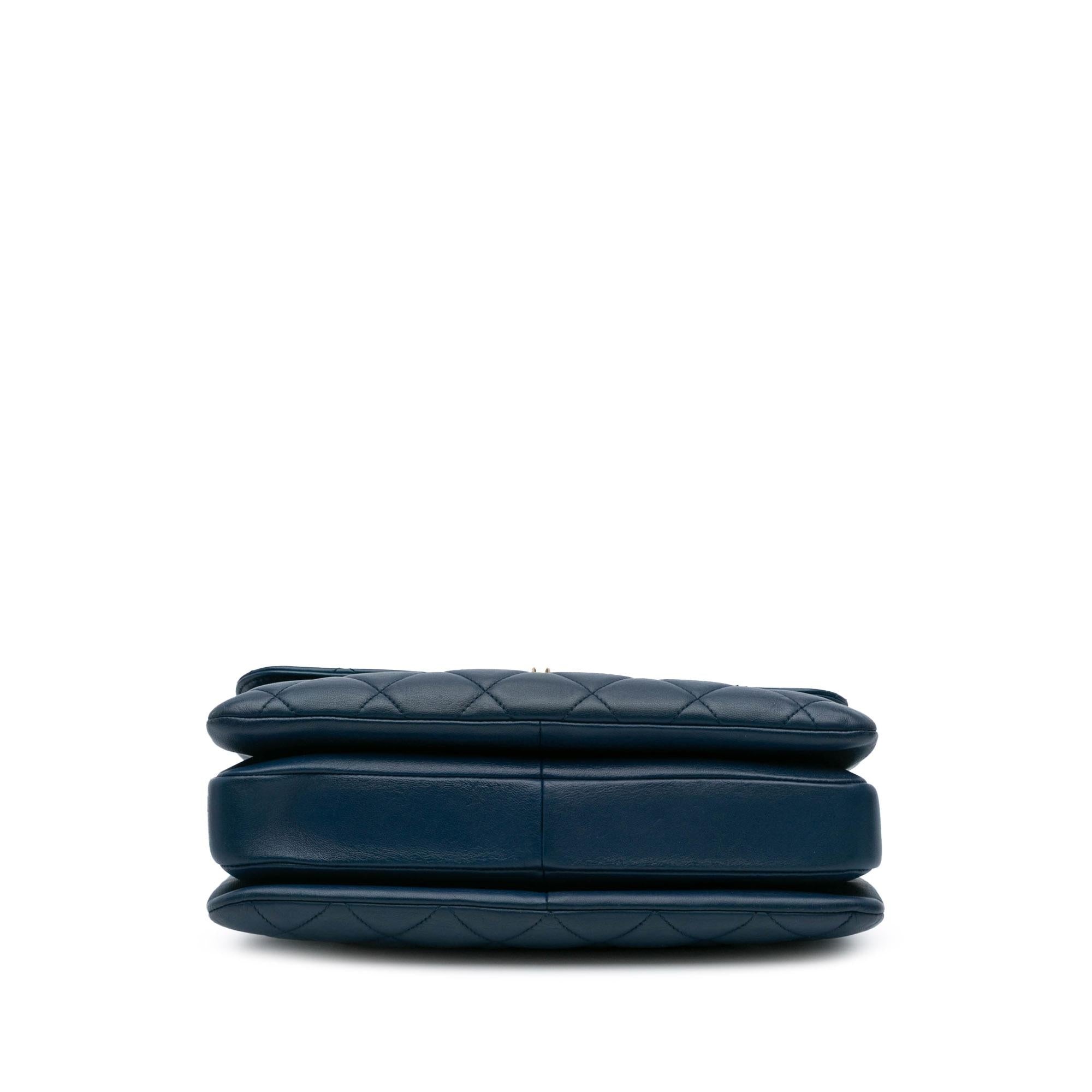 Chanel Medium Lambskin Trendy CC Flap