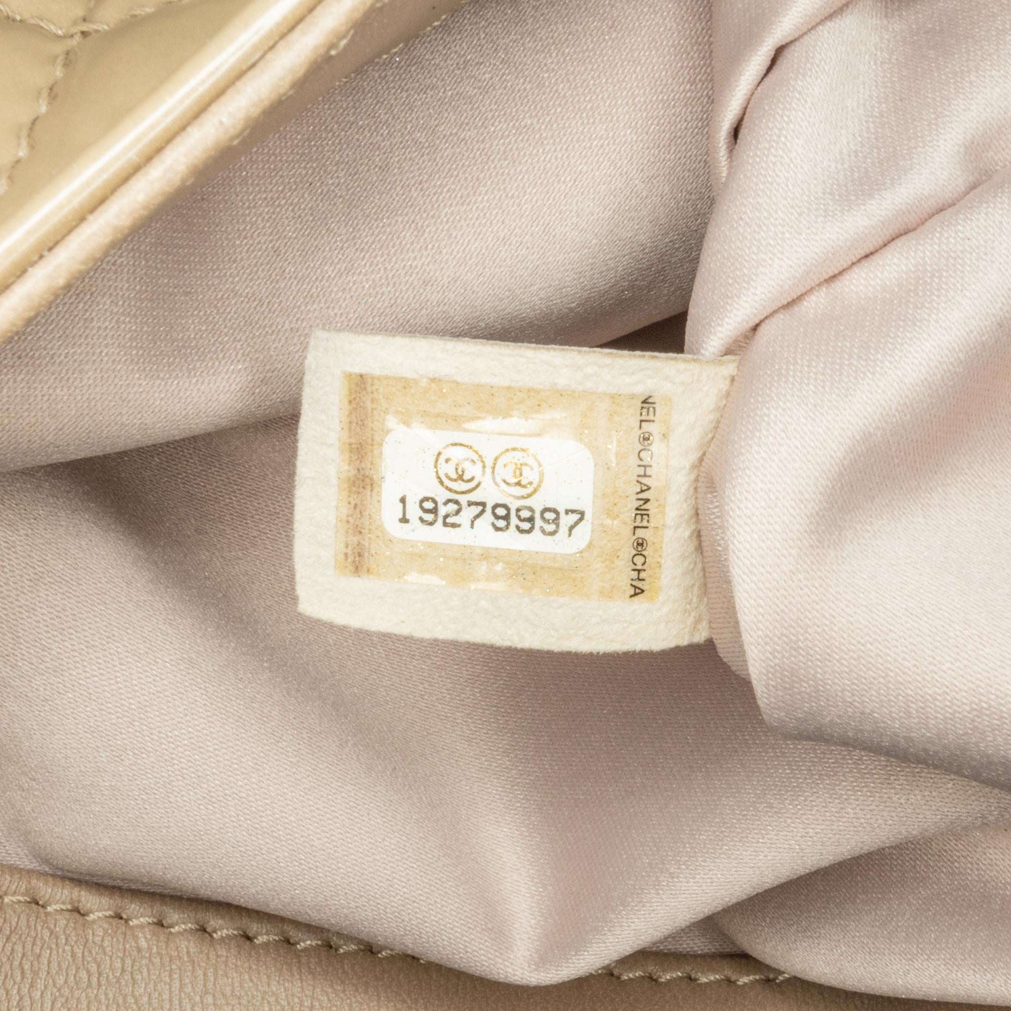 Chanel Medium Patent 3 Accordion Flap (SHG-8ZGroo)