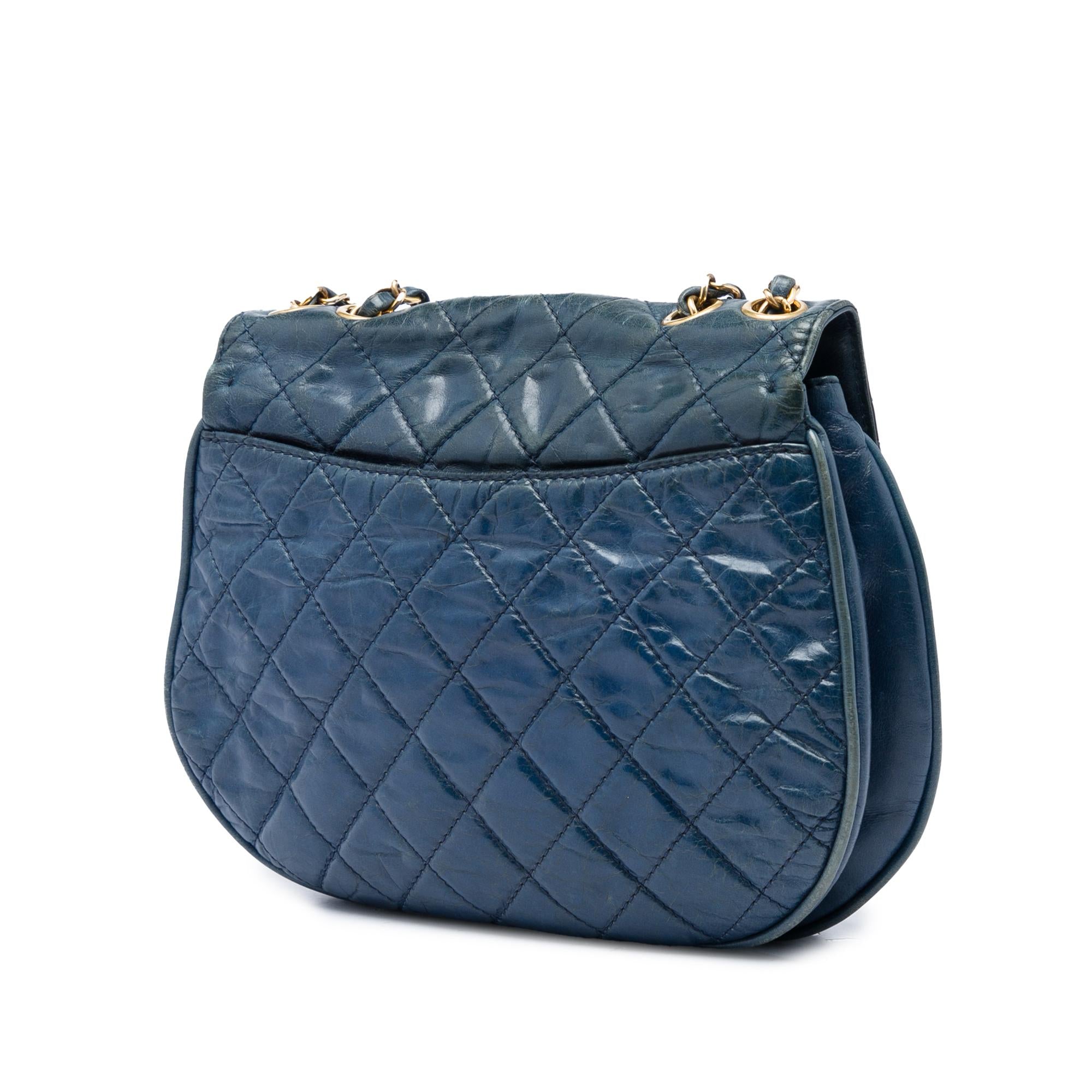 Chanel Medium Quilted Glazed Calfskin Bubble CC Flap