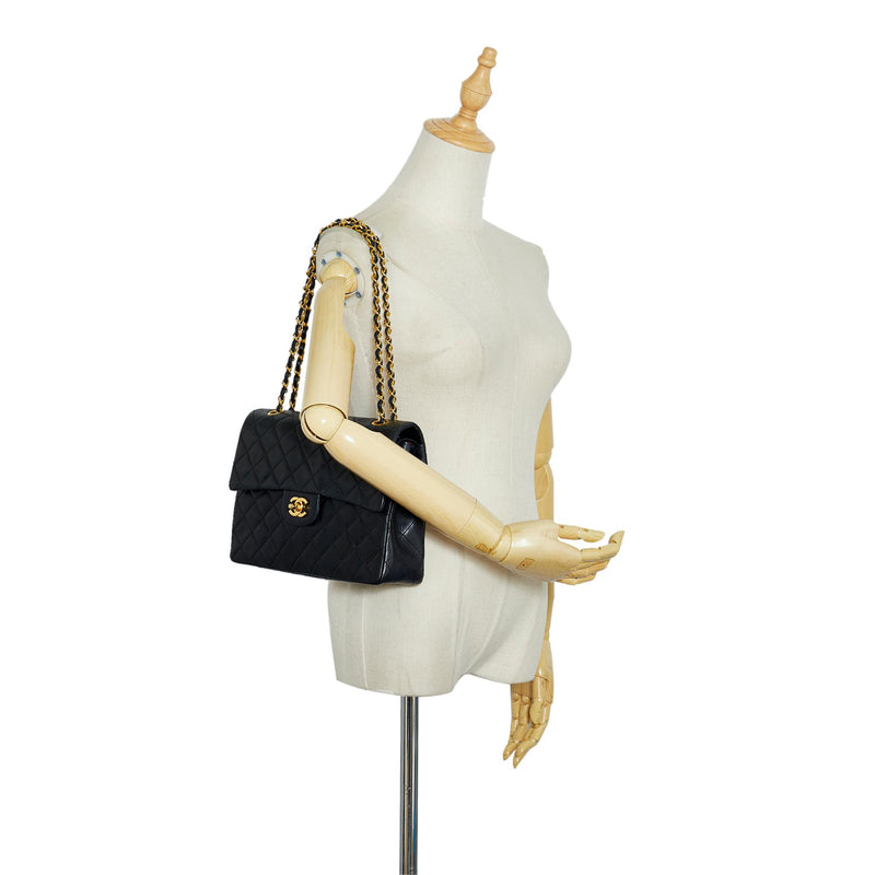 Chanel Medium Tall Classic Lambskin Double Flap (SHG-AwW71J) – LuxeDH
