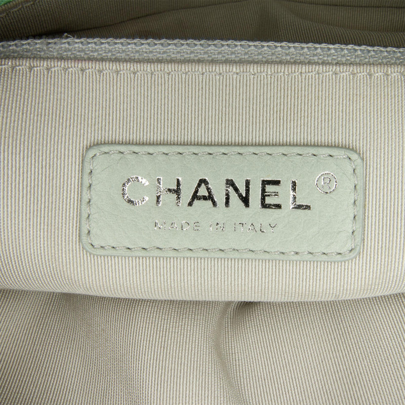 Chanel Medium Tweed Gabrielle Crossbody (SHG-jzL6me)