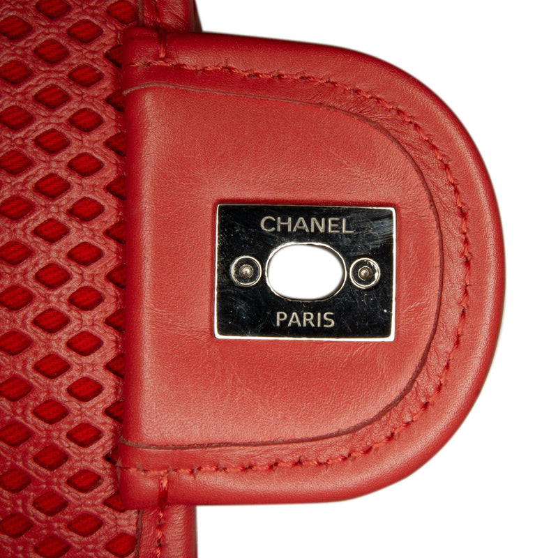 Chanel Medium Up In The Air Flap (SHG-VKAPFw)