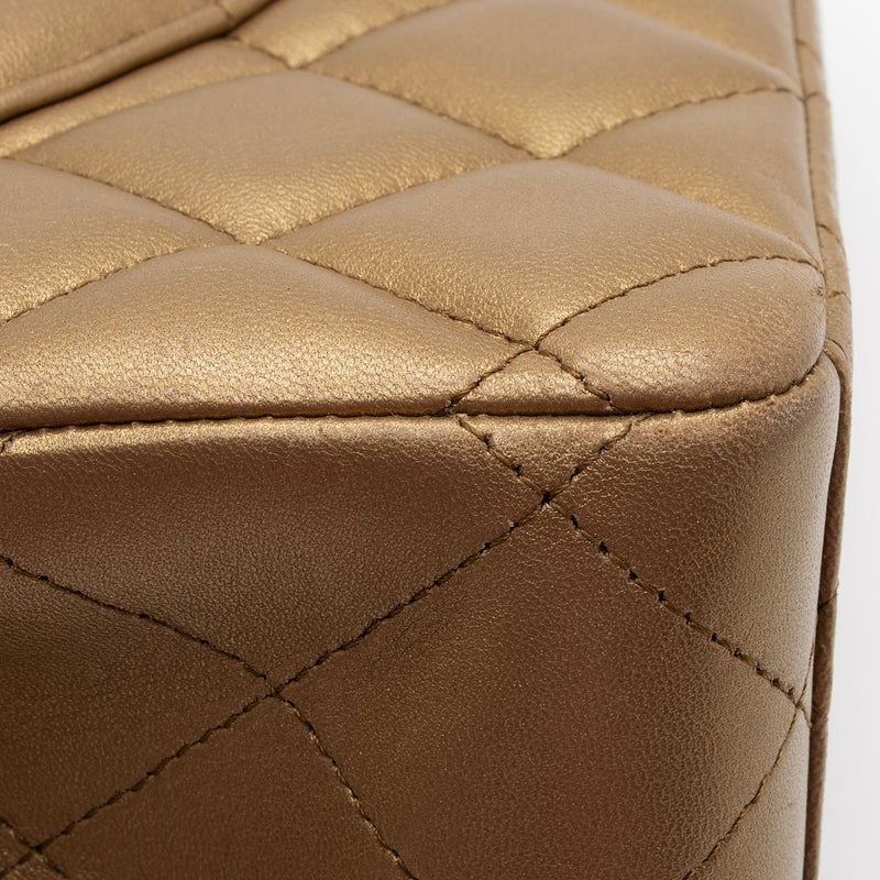 Chanel Metallic Lambskin Classic Maxi Double Flap Bag (SHF-kjT4fr