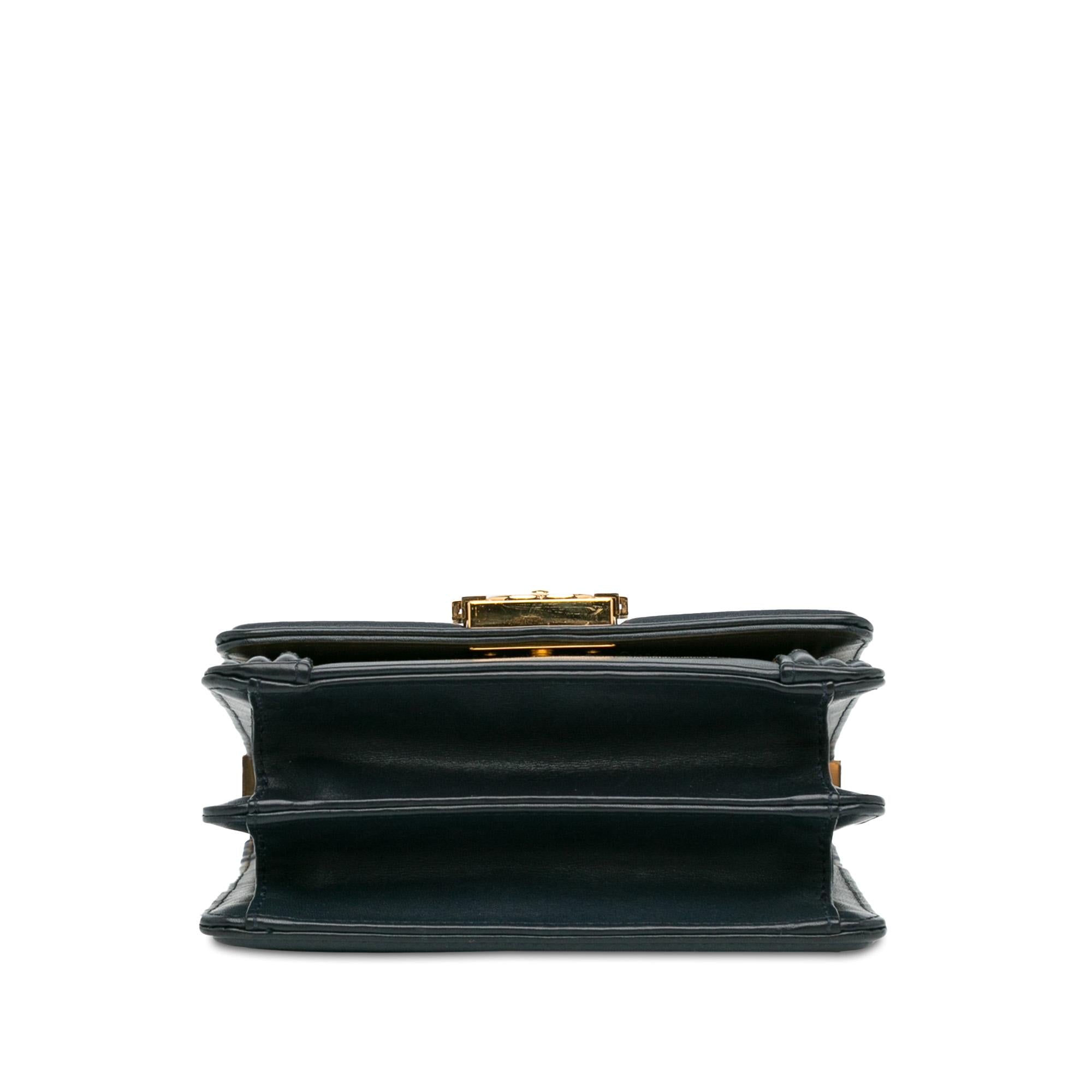 Chanel Metallic Lambskin Striped North South Boy Flap (SHG-gdf9Ua)