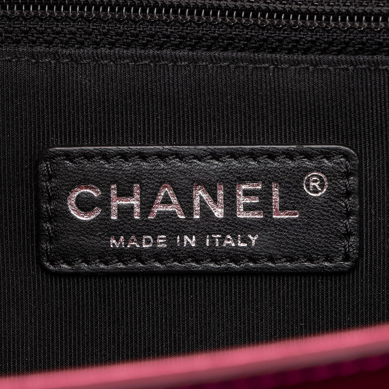 Chanel Metallic Patent Leather New Medium Boy Bag (SHF-fZ0kp0) – LuxeDH