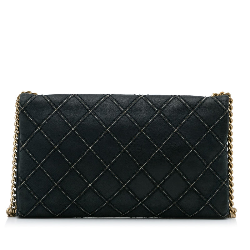 Chanel Metallic Stitch Flap (SHG-wBAD6E)