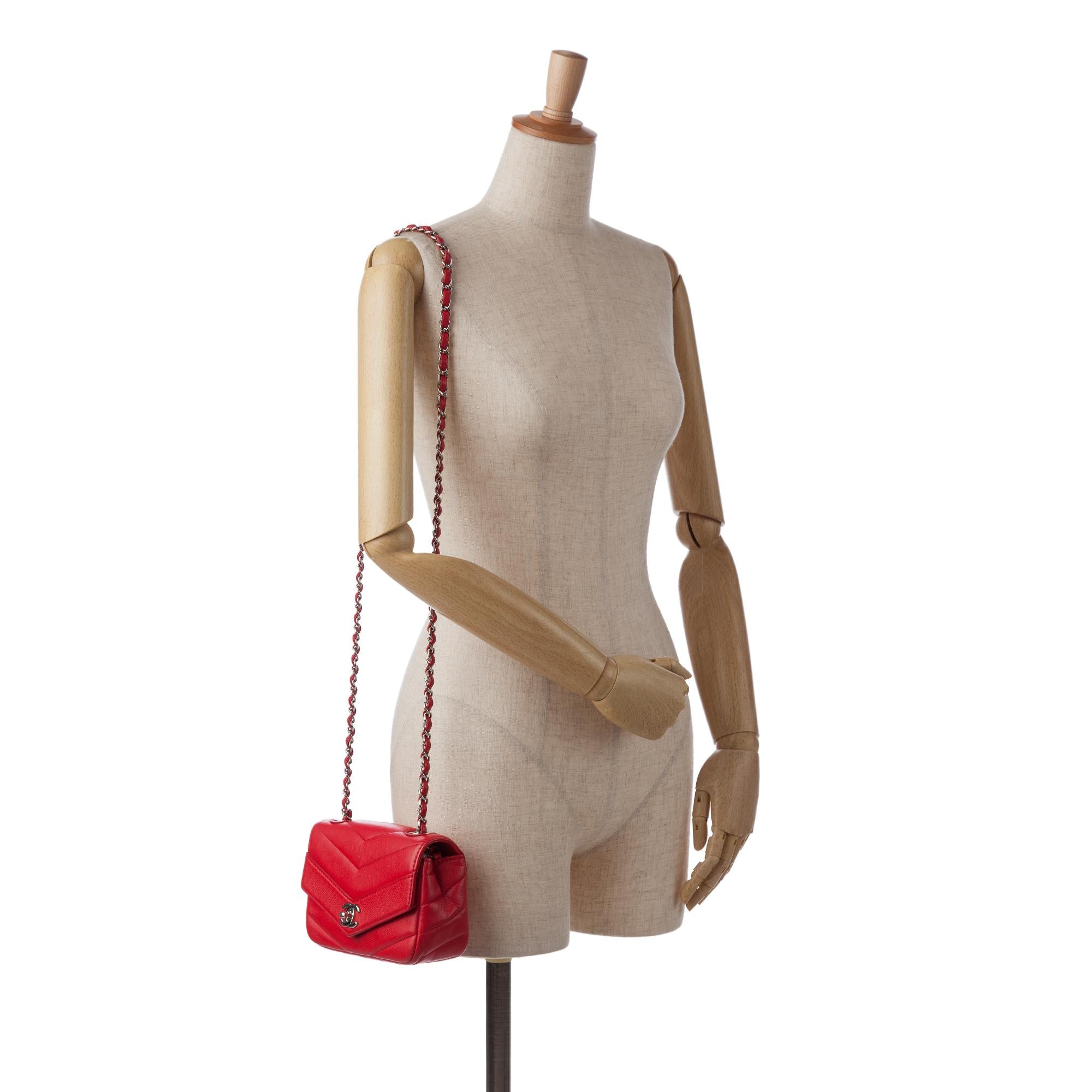 Chanel Mini Caviar Chevron Data Center Envelope Flap Bag (SHG-xIRjR6)