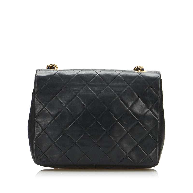 Chanel Mini Classic Lambskin Square Flap (SHG-Qr3gqV)
