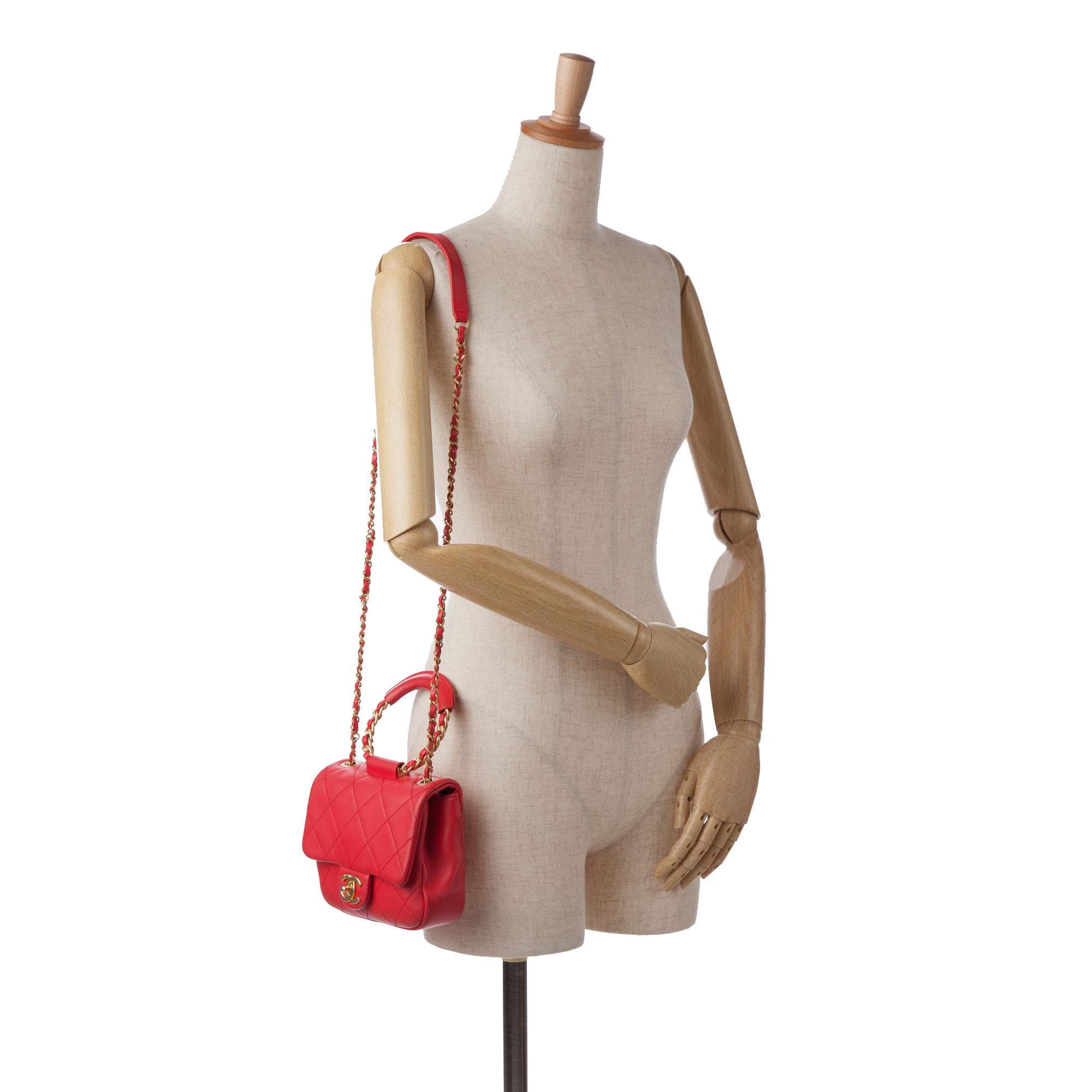 Chanel Mini In the Loop Flap Bag (SHG-2yRjg8)