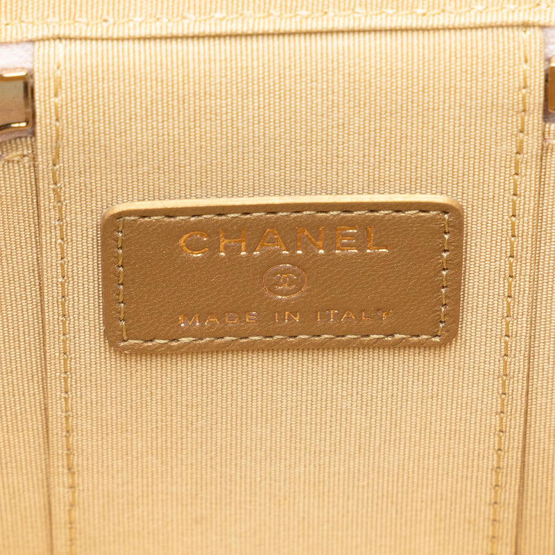 Chanel Mini Lambskin Pearl Crush Vanity (SHG-NxWTyw)