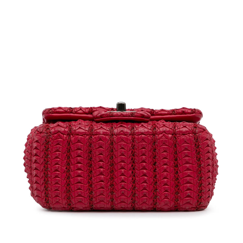 Chanel Mini Paris Seoul Crochet Lambskin Flap Bag (SHG-BZAEw8)