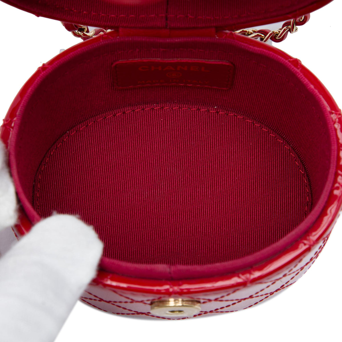 Chanel Mini Quilted Patent CC Allure Vanity Case