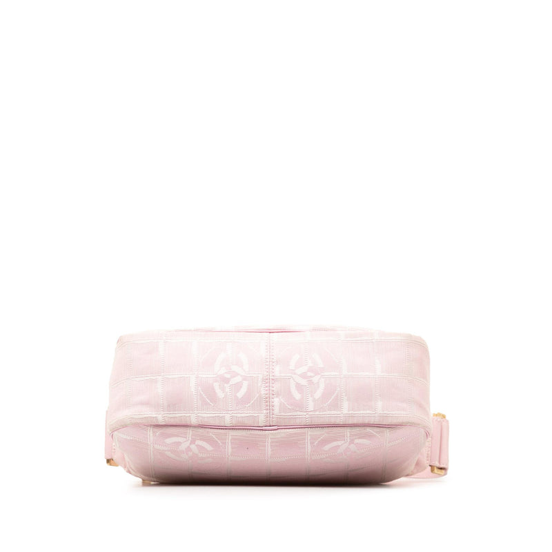 Chanel New Travel Line Handbag (SHG-NDKYny)