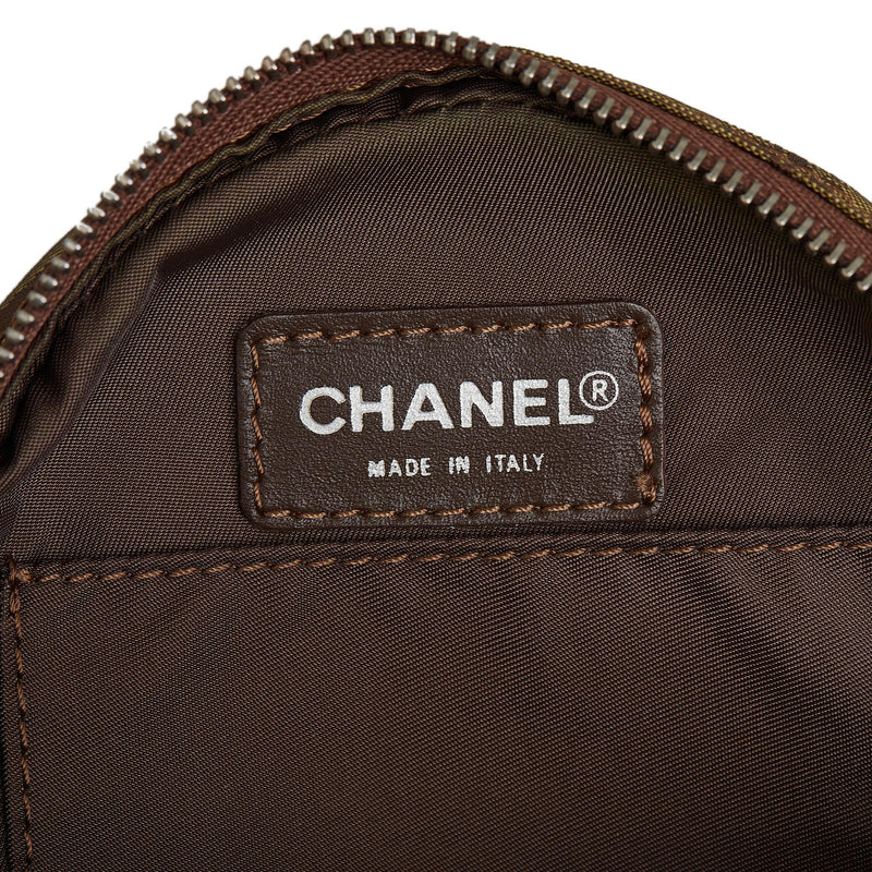 Chanel New Travel Line Nylon Pouch (SHG-AwMr2x)