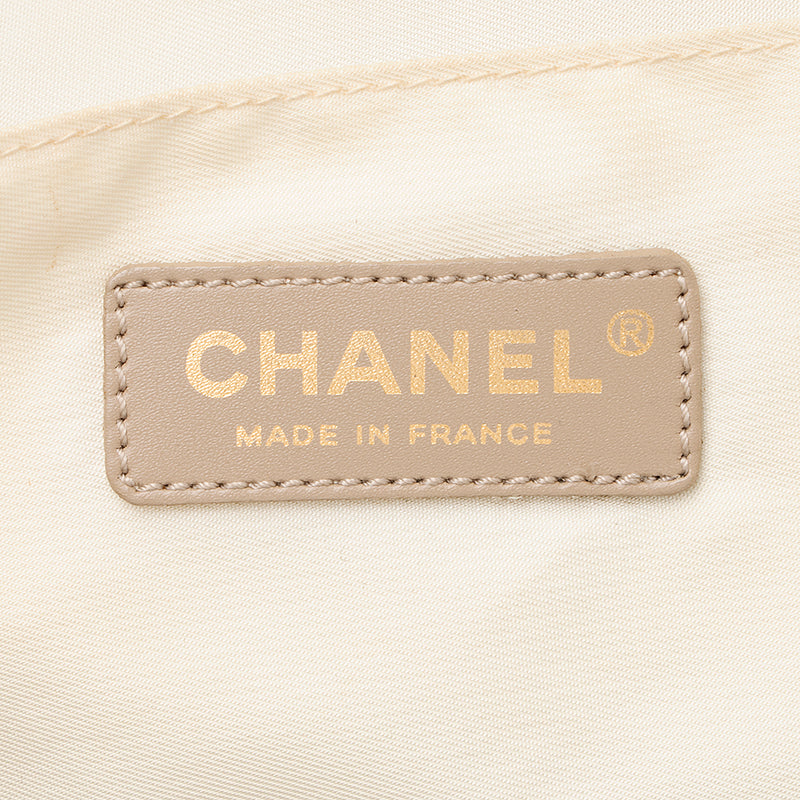 Chanel Nylon Travel Ligne Zip Around Tote (SHF-20593) – LuxeDH