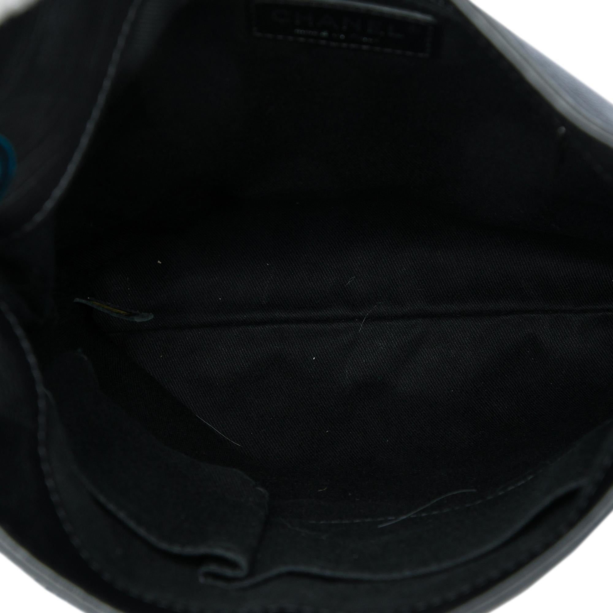 Chanel Oser Sans Poser CC Calfskin Messenger Bag