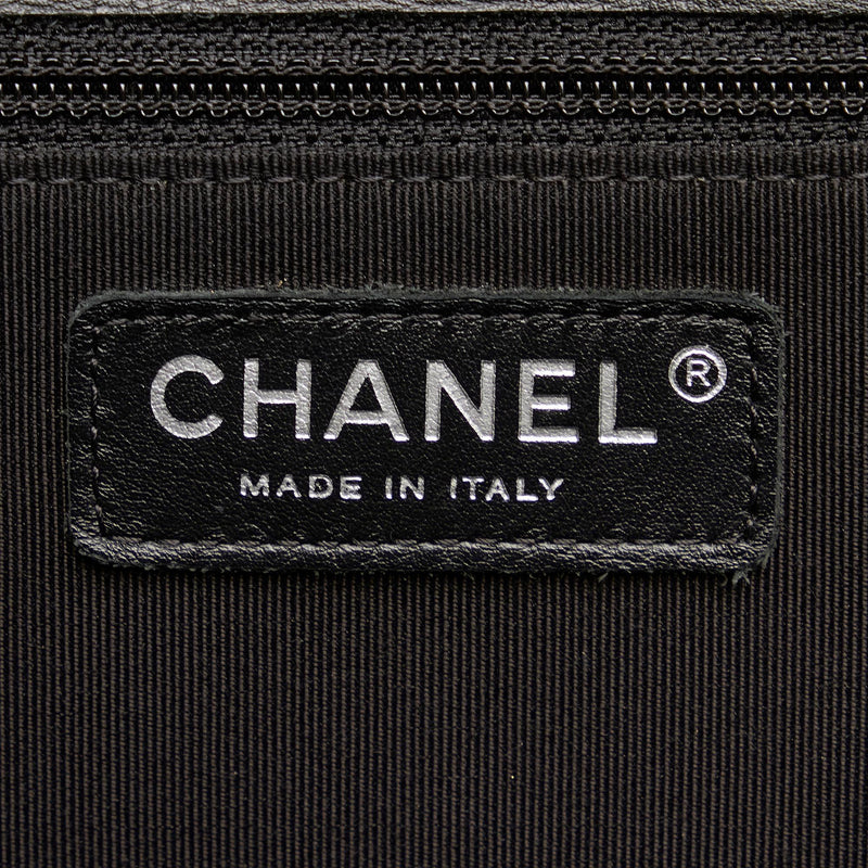 Chanel Paris-Edinburgh Flap Shoulder Bag (SHG-vjs7uw)