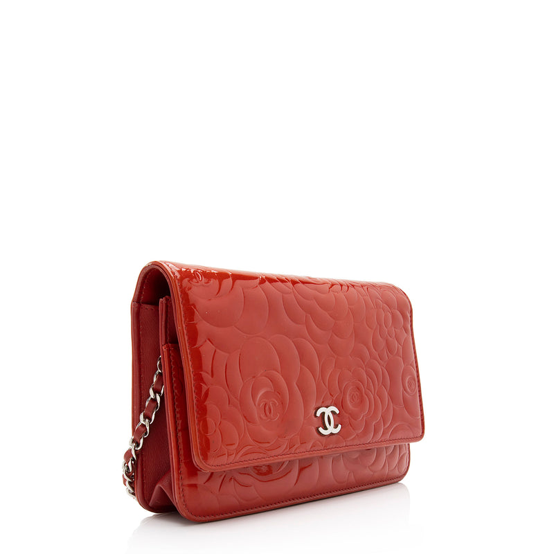 Chanel Patent Leather Camellia Wallet on Chain Bag (SHF-nIpb70