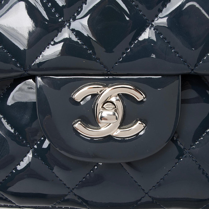 Chanel Patent Leather Classic Jumbo Double Flap Bag (SHF-23196)