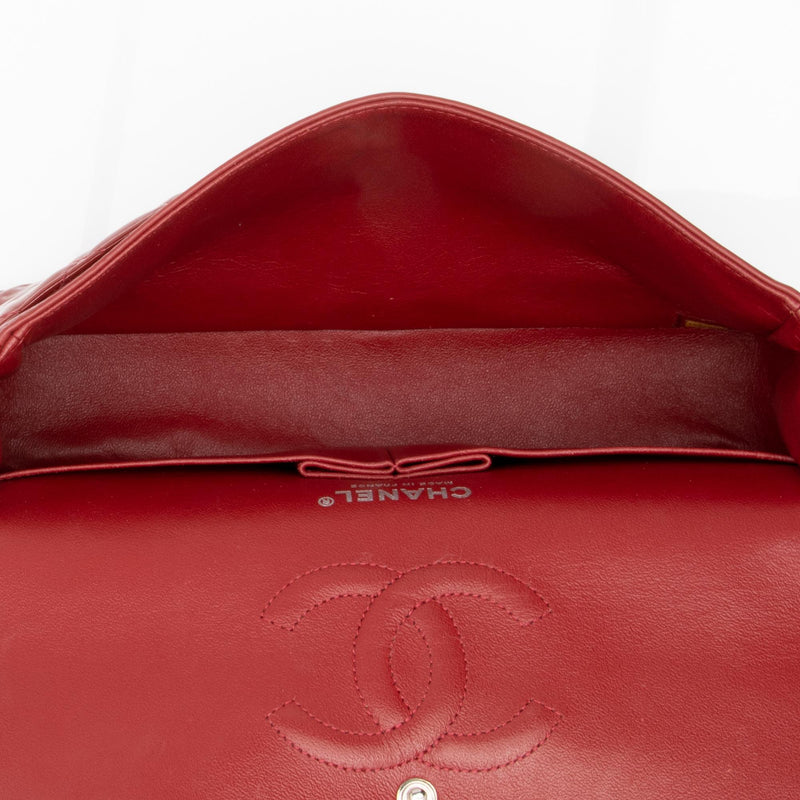 Chanel Patent Leather Classic Medium Double Flap Bag (SHF-93kOxH)