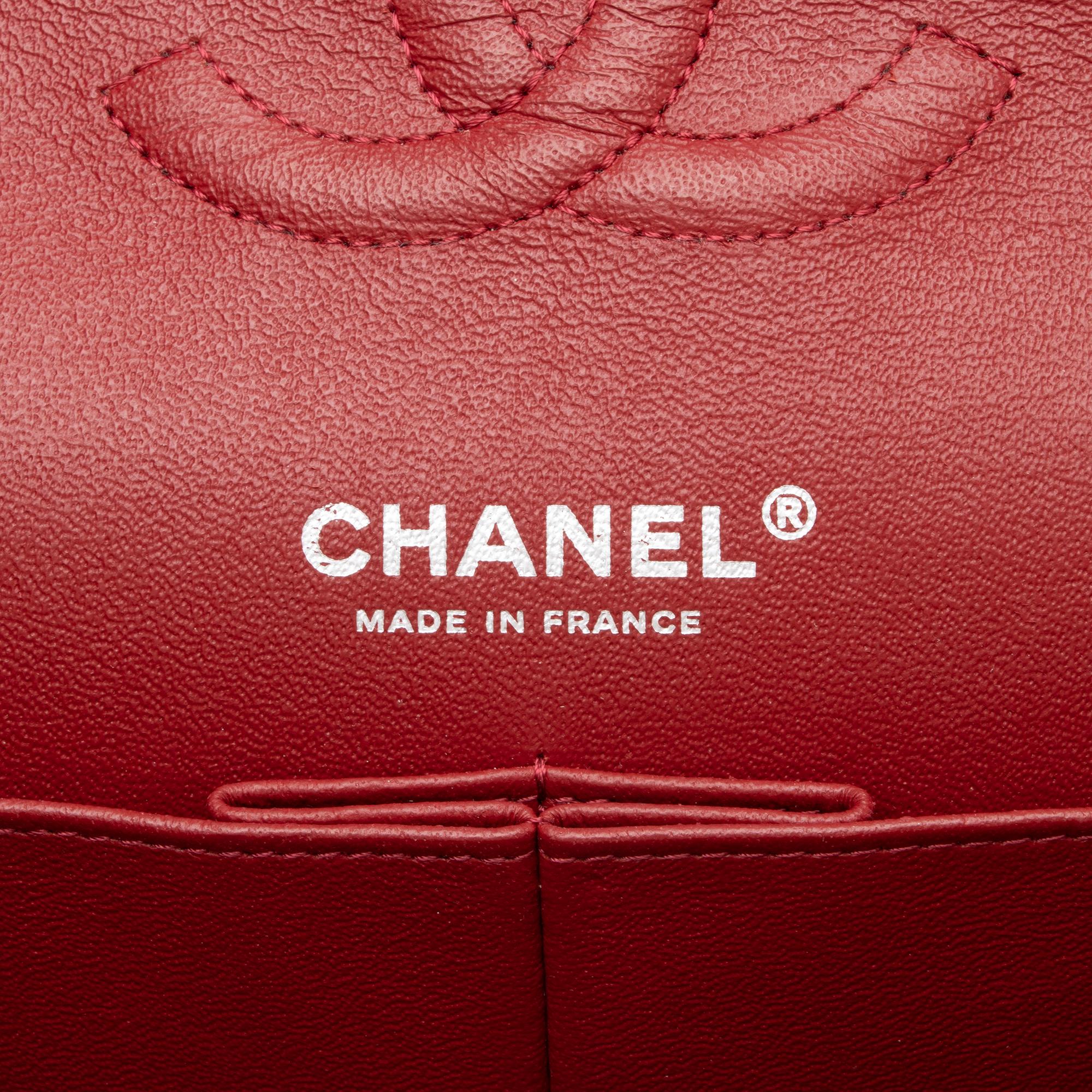 Chanel Patent Leather Classic Medium Double Flap Bag (SHF-93kOxH)