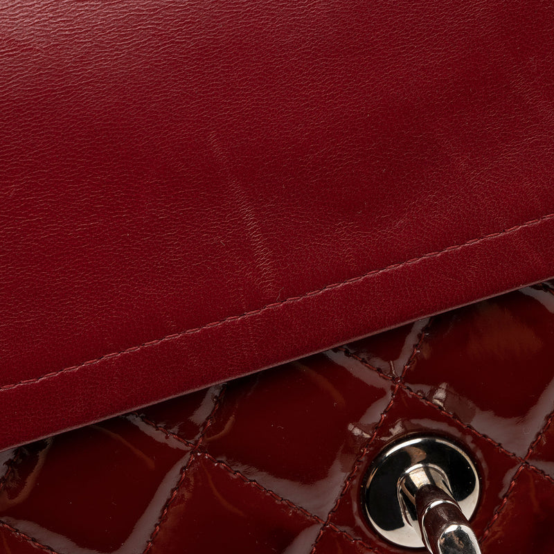 Chanel Patent Leather Classic Medium Double Flap Bag (SHF-BwsnL1)